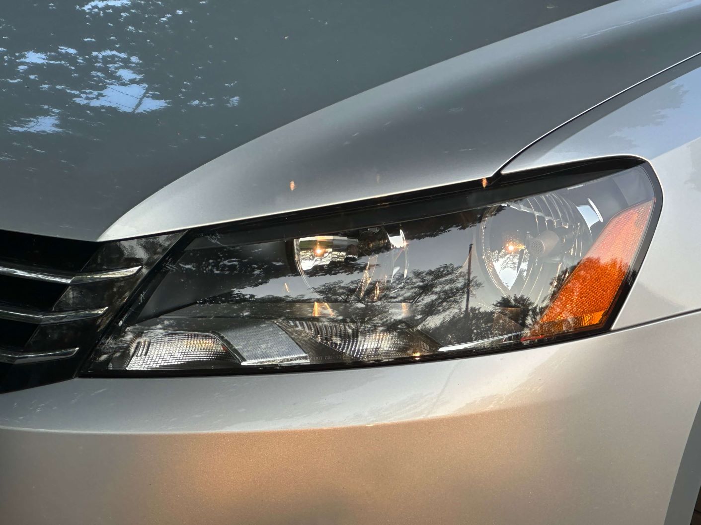 Clear shiny car headlight